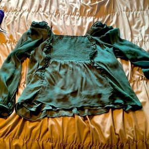 Gently used, TIME AND TRU - Gorgeous Top 💚